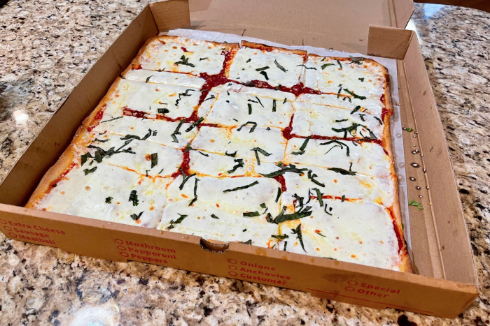 Toscana Thin Crust Pizza & Italian Specialties